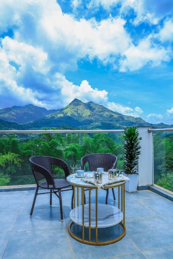 Hotel Sky Sierra Wayanad Калпата Екстериор снимка