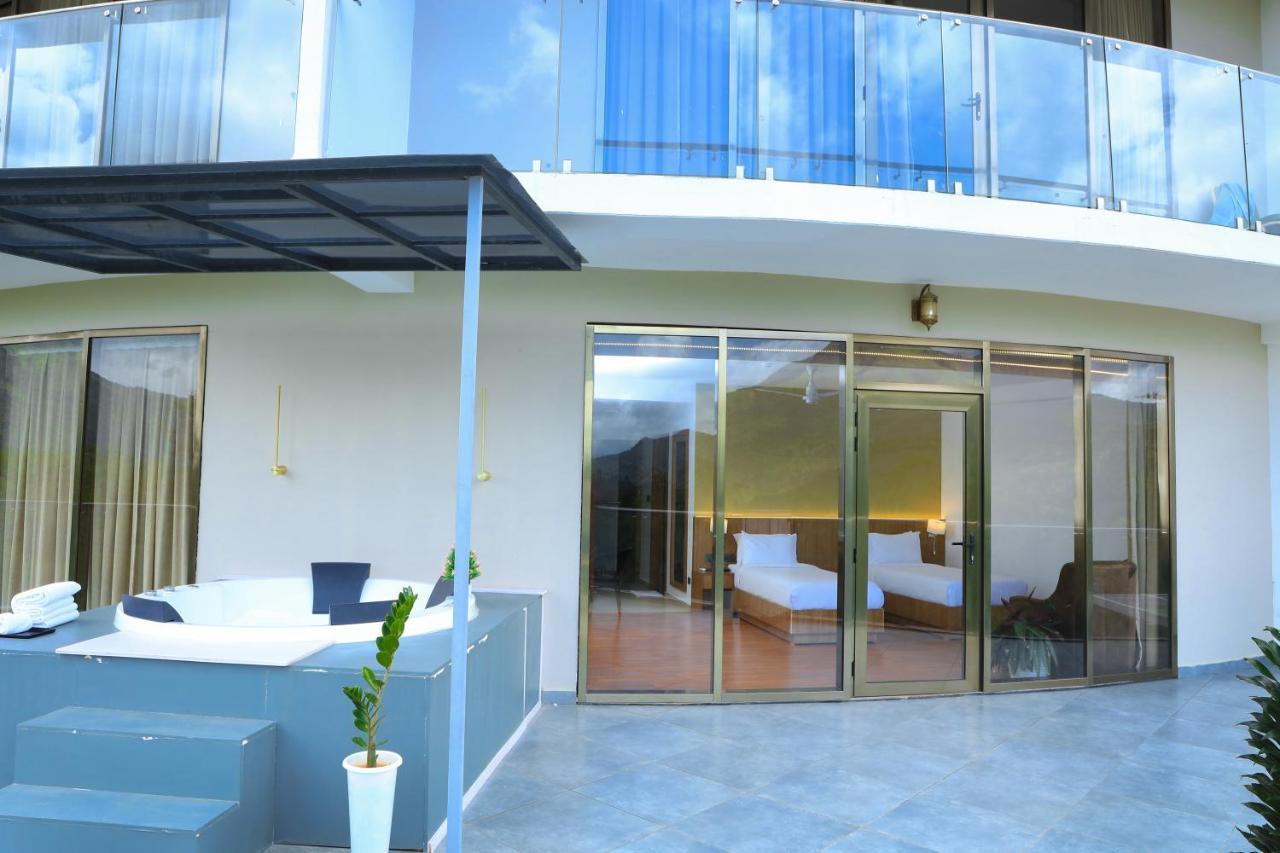 Hotel Sky Sierra Wayanad Калпата Екстериор снимка