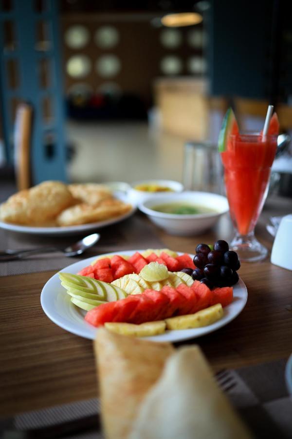 Hotel Sky Sierra Wayanad Калпата Екстериор снимка