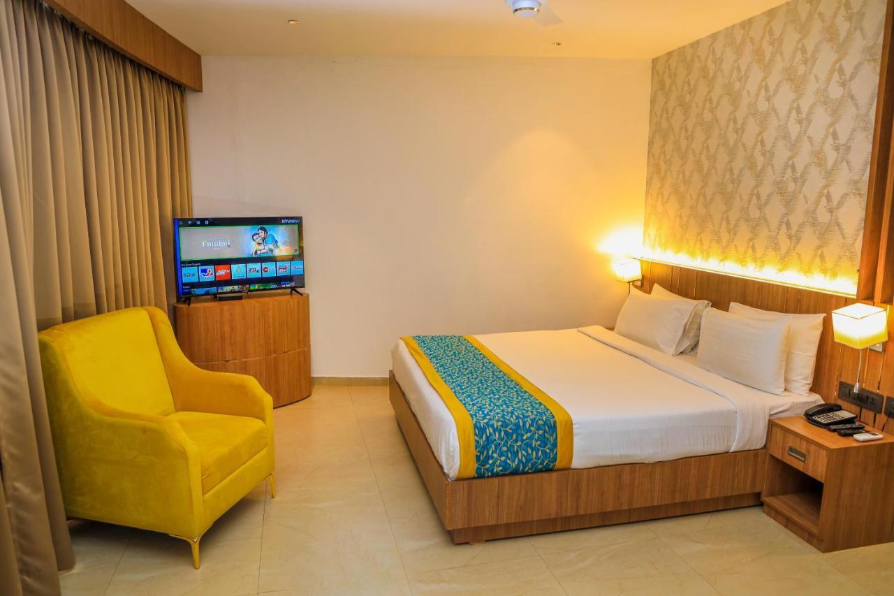 Hotel Sky Sierra Wayanad Калпата Екстериор снимка