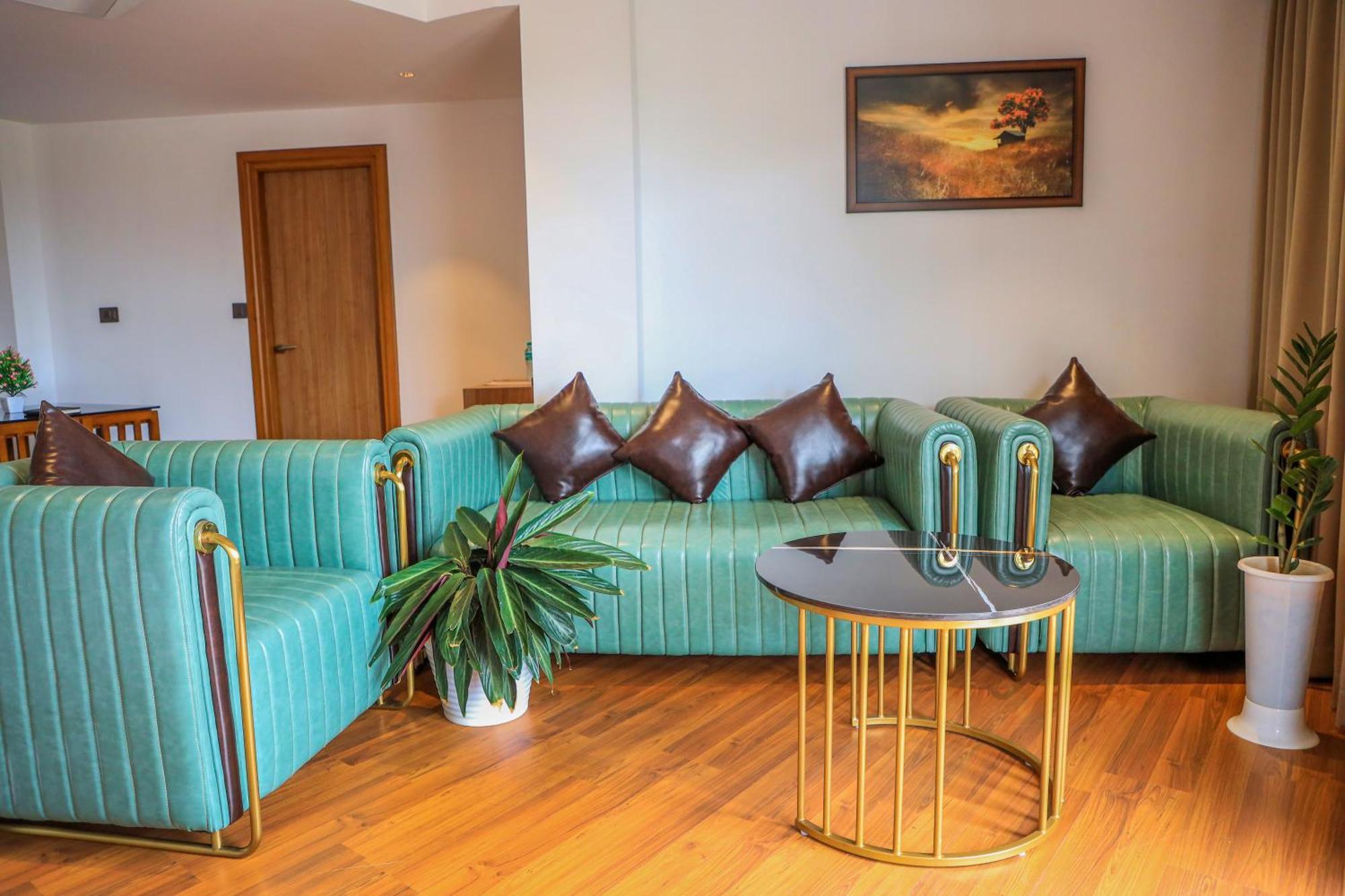 Hotel Sky Sierra Wayanad Калпата Екстериор снимка