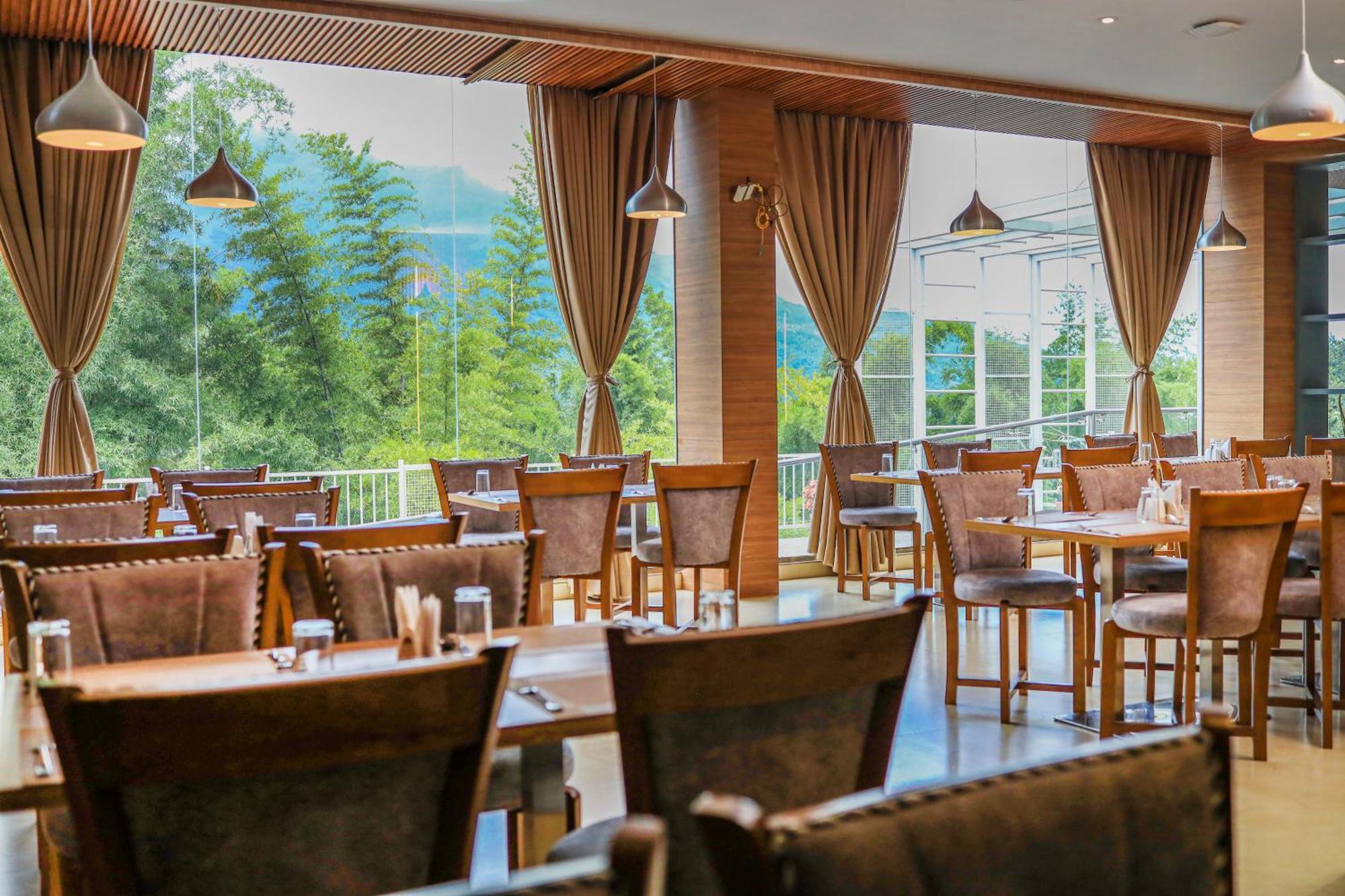Hotel Sky Sierra Wayanad Калпата Екстериор снимка